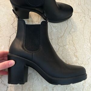 Blundstone Black Heeled Chelsea Boots